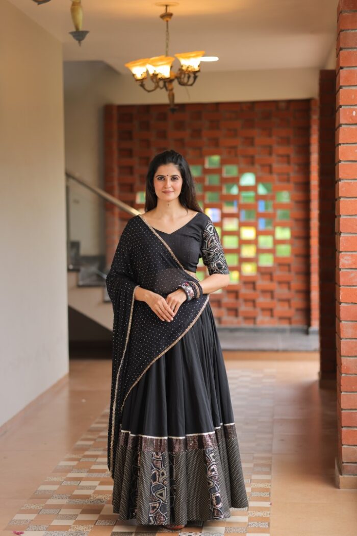 Elegant Black Lehenga Choli with Embellished Border and Dupatta - Image 1