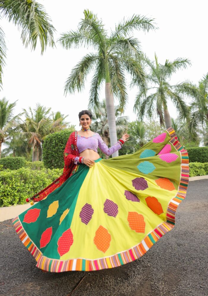 Lavender & Multi-Tone Lehenga Choli with Dupatta - Image 2