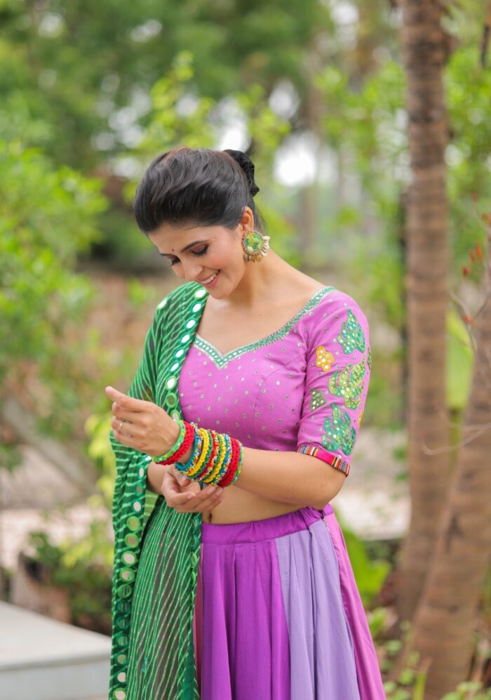 Bohemian Lavender & Multi-Tone Lehenga Choli with Green Dupatta - Image 5