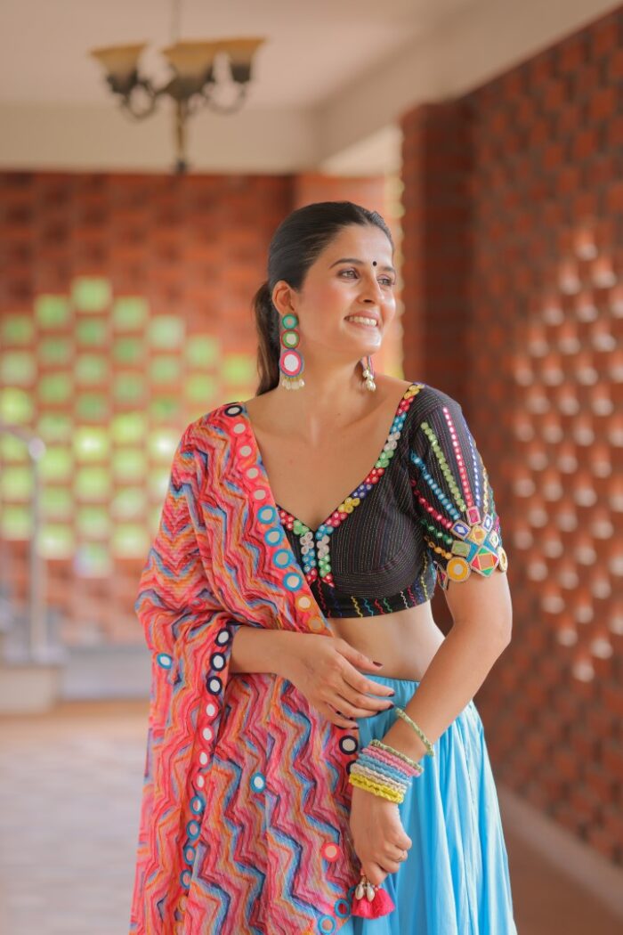 Designer Navratri Special Lehenga & Dupatta Set - Image 3